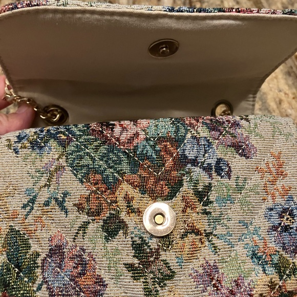 ALDO Vintage Floral - Picture 7 of 11